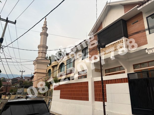 Jarang Ada! Rumah Kontrakan 11 Kamar Nyaman Siap Huni Bandung Kota Jarang Ada! Rumah Kontrakan 11 Kamar Nyaman Siap Huni Bandung Kota