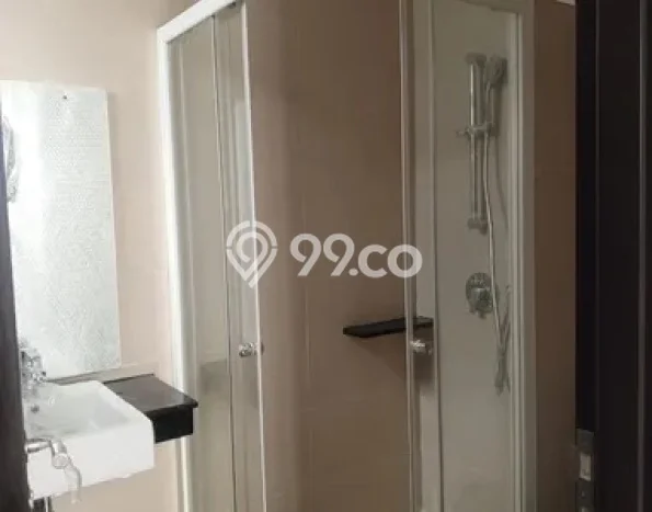 Disewakan! Rumah 3 Kamar Tidur &
2 Kamar Mandi di Pantai Indah Kapuk 2, Jakarta Utara Disewakan! Rumah 3 Kamar Tidur &
2 Kamar Mandi di Pantai Indah Kapuk 2, Jakarta Utara