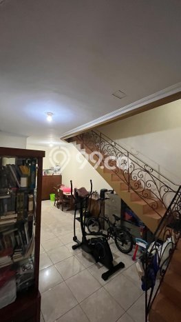 Dijual Cepat Rumah Bagus Siap Huni LB 160m2 di Cimanggis, Depok Dijual Cepat Rumah Bagus Siap Huni LB 160m2 di Cimanggis, Depok