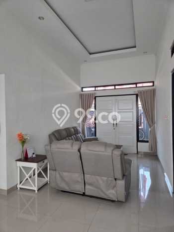 Rumah Luas Asri 4 KT Siap Pakai di Sukatani Depok Rumah Luas Asri 4 KT Siap Pakai di Sukatani Depok