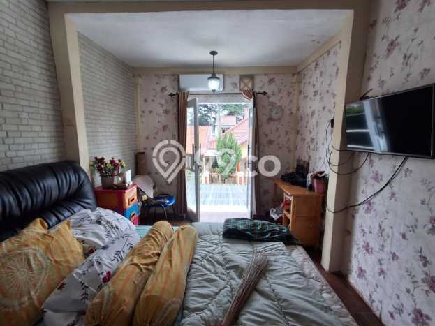 Jual Rumah Bagus Siap Huni LB 114m2 di Beji, Depok Jual Rumah Bagus Siap Huni LB 114m2 di Beji, Depok