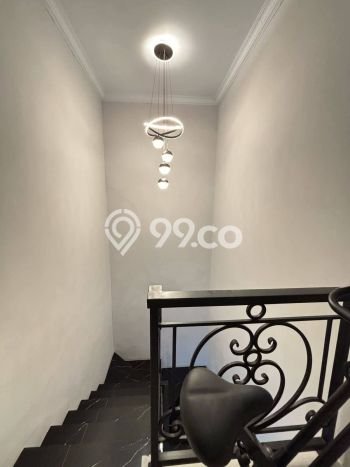 Rumah Strategis Minimalis Lb 120m2 di Jagakarsa, Jakarta Selatan Rumah Strategis Minimalis Lb 120m2 di Jagakarsa, Jakarta Selatan