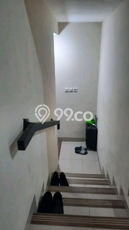 Dijual Hunian Rumah Terawat 5 KT di Margonda, Depok Dijual Hunian Rumah Terawat 5 KT di Margonda, Depok