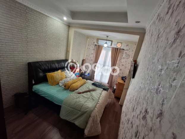 Jual Rumah Bagus Siap Huni LB 114m2 di Beji, Depok Jual Rumah Bagus Siap Huni LB 114m2 di Beji, Depok