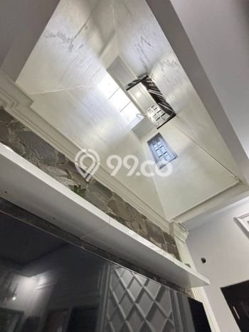 Rumah Strategis Minimalis Lb 120m2 di Jagakarsa, Jakarta Selatan Rumah Strategis Minimalis Lb 120m2 di Jagakarsa, Jakarta Selatan