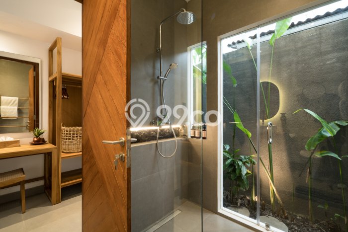 FOR SALE! Vila Kawasan , Luas 580m2m², Lokasi Premium FOR SALE! Vila Kawasan , Luas 580m2m², Lokasi Premium