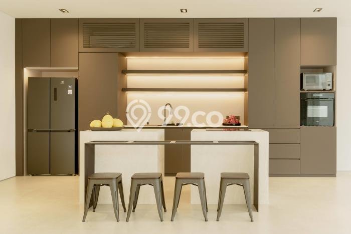 Vila Kawasan , Dimensi 440m2m², Akses ke transportasi publik Vila Kawasan , Dimensi 440m2m², Akses ke transportasi publik