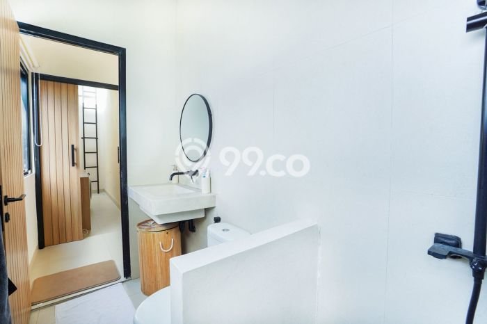 Vila Kawasan , Area 135m2m², Lingkungan Asri Vila Kawasan , Area 135m2m², Lingkungan Asri