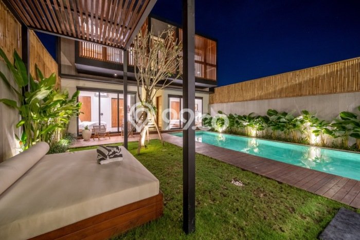 Vila Kawasan , Area 300m2m², Ideal untuk berbagai keperluan Vila Kawasan , Area 300m2m², Ideal untuk berbagai keperluan