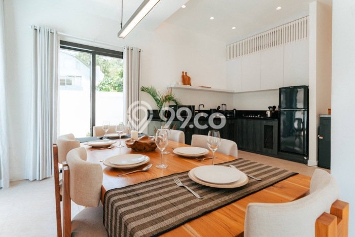 LOKASI STRATEGIS! Vila Kawasan , Luas 191m2m², Area Potensial LOKASI STRATEGIS! Vila Kawasan , Luas 191m2m², Area Potensial