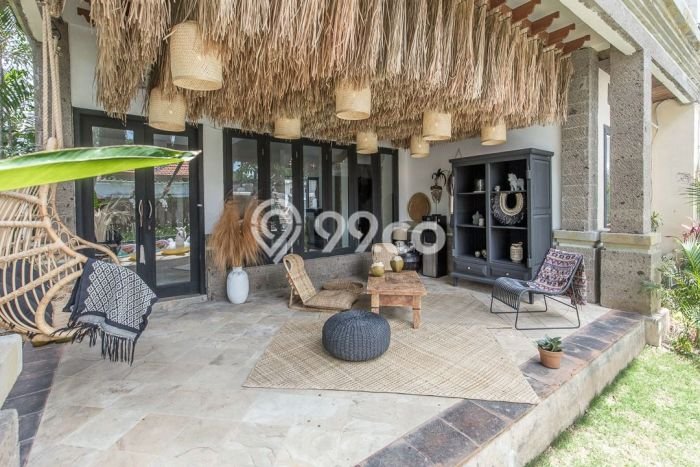 Vila Disewakan di , Area 450m2m², Lingkungan Nyaman Vila Disewakan di , Area 450m2m², Lingkungan Nyaman