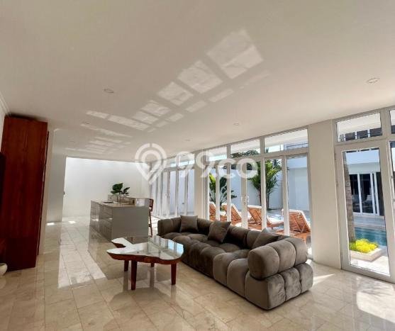 FOR SALE! Vila di , Luas 300m2m², Lokasi Premium FOR SALE! Vila di , Luas 300m2m², Lokasi Premium