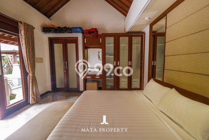 DIJUAL! Vila di , Area 400m2m², Posisi Strategis DIJUAL! Vila di , Area 400m2m², Posisi Strategis