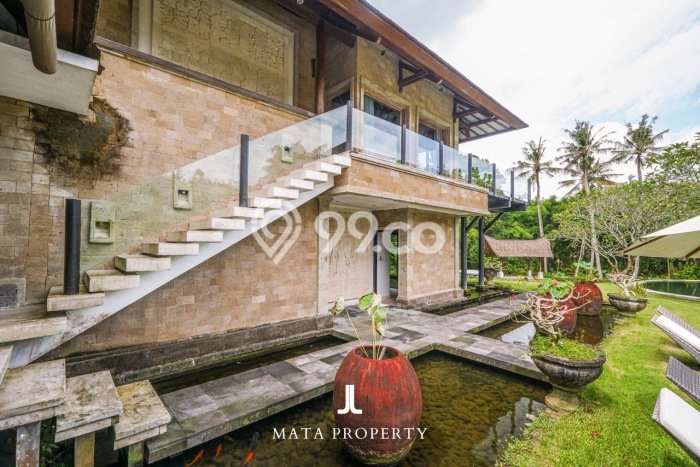 LOKASI STRATEGIS! Vila di , Area 4500m2m², Lingkungan Prima LOKASI STRATEGIS! Vila di , Area 4500m2m², Lingkungan Prima