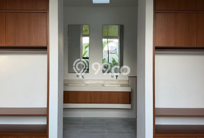 Vila Strategis di , Luas 250m2m², Dekat Badung, Badung Vila Strategis di , Luas 250m2m², Dekat Badung, Badung