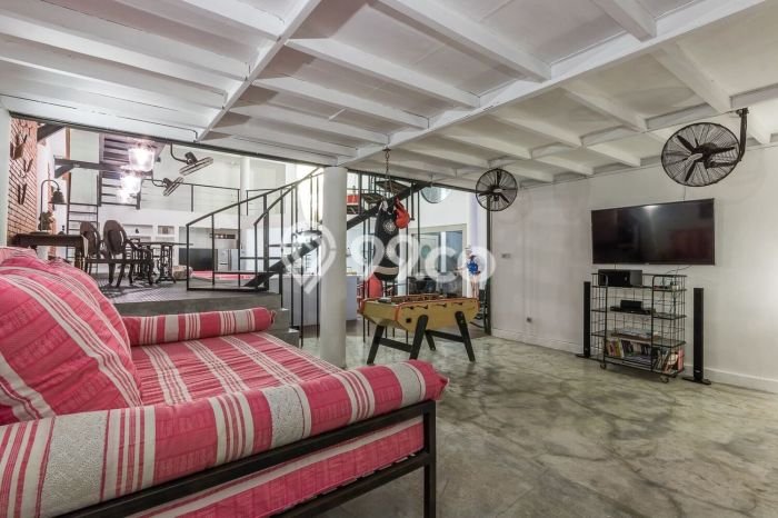 Vila Siap Huni di , Luas 700m2m², Harganya Terjangkau Vila Siap Huni di , Luas 700m2m², Harganya Terjangkau