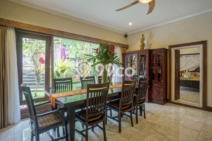 KESEMPATAN EMAS! Vila Kawasan , Luas 1500m2m², Area Potensial dengan prospek naik KESEMPATAN EMAS! Vila Kawasan , Luas 1500m2m², Area Potensial dengan prospek naik