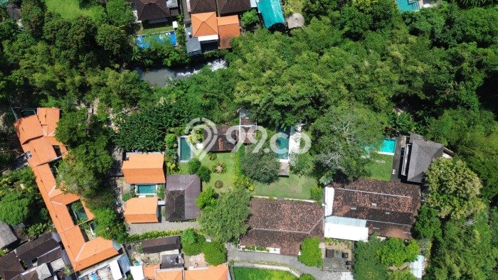 Tanah Dijual Lokasi Strategis di Badung dengan Luas 350m2 Tanah Dijual Lokasi Strategis di Badung dengan Luas 350m2