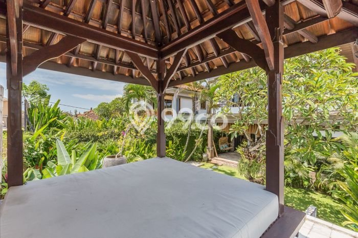 Vila Disewakan di , Area 450m2m², Lingkungan Nyaman Vila Disewakan di , Area 450m2m², Lingkungan Nyaman