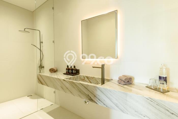 Vila Kawasan , Dimensi 440m2m², Akses ke transportasi publik Vila Kawasan , Dimensi 440m2m², Akses ke transportasi publik