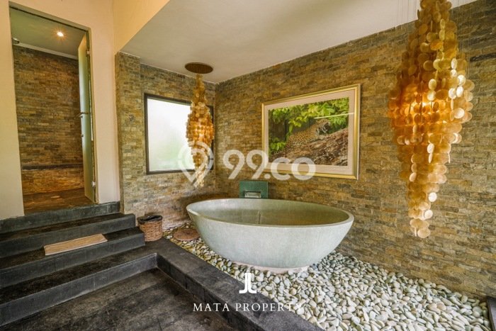 LOKASI STRATEGIS! Vila di , Area 4500m2m², Lingkungan Prima LOKASI STRATEGIS! Vila di , Area 4500m2m², Lingkungan Prima