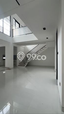Rumah Elit Modern Tanpa Renovasi di Dharma Husada Surabaya Rumah Elit Modern Tanpa Renovasi di Dharma Husada Surabaya