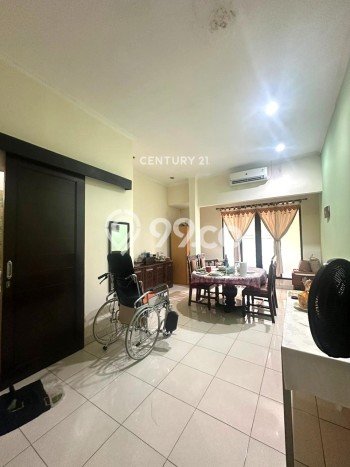Dijual Rumah Luas Elegan Dengan View Cantik di Bintaro, Tangerang Selatan Dijual Rumah Luas Elegan Dengan View Cantik di Bintaro, Tangerang Selatan