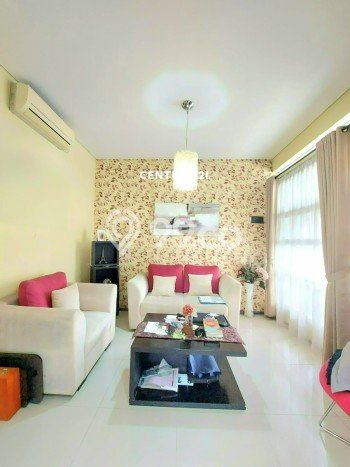 Ready to Use! Luxury House LT 155m2 Desain Elegan di Bintaro Ready to Use! Luxury House LT 155m2 Desain Elegan di Bintaro
