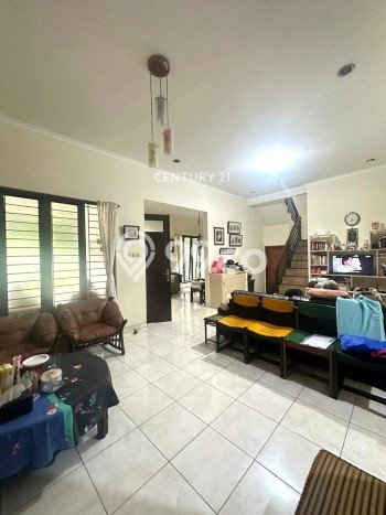 Dijual Rumah Luas Elegan Dengan View Cantik di Bintaro, Tangerang Selatan Dijual Rumah Luas Elegan Dengan View Cantik di Bintaro, Tangerang Selatan