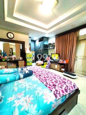 Rumah Luxury Modern Tanpa Renovasi di Bintaro Tangerang Selatan Rumah Luxury Modern Tanpa Renovasi di Bintaro Tangerang Selatan