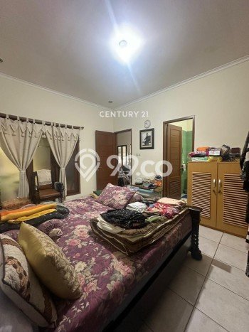 Dijual Rumah Luas Elegan Dengan View Cantik di Bintaro, Tangerang Selatan Dijual Rumah Luas Elegan Dengan View Cantik di Bintaro, Tangerang Selatan