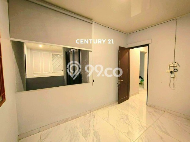Hunian Eksklusif Siap Huni LT 135m2 di Pondok Aren, Tangerang Selatan Hunian Eksklusif Siap Huni LT 135m2 di Pondok Aren, Tangerang Selatan