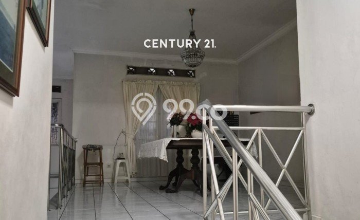 Rumah Elit Modern Siap Huni di Bintaro Tangerang Selatan Rumah Elit Modern Siap Huni di Bintaro Tangerang Selatan