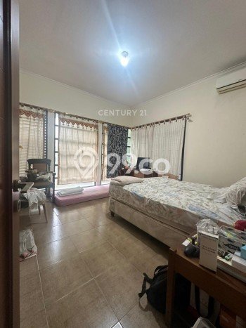 Dijual Rumah Luas Elegan Dengan View Cantik di Bintaro, Tangerang Selatan Dijual Rumah Luas Elegan Dengan View Cantik di Bintaro, Tangerang Selatan