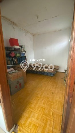 Jual Rumah Strategis Bagus Punya 4 KT di Larangan Tangerang SHM Jual Rumah Strategis Bagus Punya 4 KT di Larangan Tangerang SHM