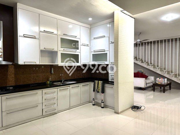 Rumah Elit Modern Siap Huni di Bintaro Tangerang Selatan Rumah Elit Modern Siap Huni di Bintaro Tangerang Selatan