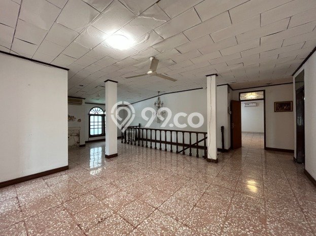 Hunian Mewah LB 495m2 Siap Pakai Desain Elegan di patra kuningan, Jakarta Selatan Hunian Mewah LB 495m2 Siap Pakai Desain Elegan di patra kuningan, Jakarta Selatan