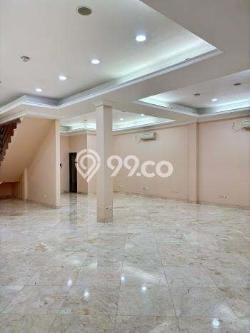 Disewakan Kantor komersial di Pasar Minggu luas bangunan 5151m2 Disewakan Kantor komersial di Pasar Minggu luas bangunan 5151m2