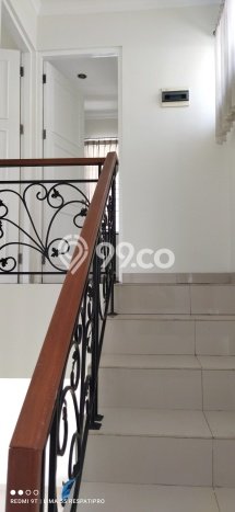 Rumah Modern Minimalis 3 Kamar Bisa Langsung Pindah di Cikarang Selatan Rumah Modern Minimalis 3 Kamar Bisa Langsung Pindah di Cikarang Selatan