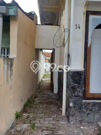 Tanah Dijual Lokasi Semarang Tengah, Semarang dengan Luas Tanah 214m2 dan Status - Tanah Dijual Lokasi Semarang Tengah, Semarang dengan Luas Tanah 214m2 dan Status -