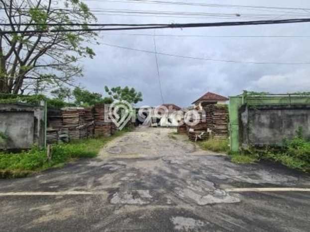 Gudang Disewa di Denpasar dengan LB 945m2 Area Komersial Ramai Gudang Disewa di Denpasar dengan LB 945m2 Area Komersial Ramai