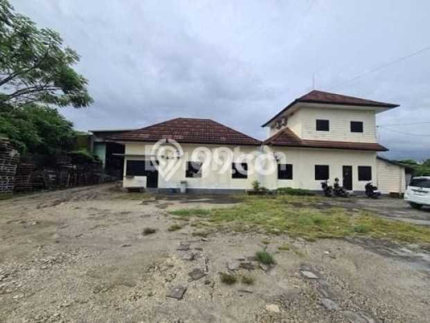 Gudang Disewa di Denpasar dengan LB 945m2 Area Komersial Ramai Gudang Disewa di Denpasar dengan LB 945m2 Area Komersial Ramai