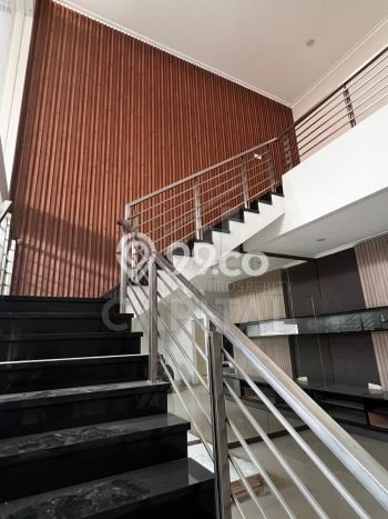 Hunian Mewah Siap Huni LT 350m2 di Batununggal, Bandung Hunian Mewah Siap Huni LT 350m2 di Batununggal, Bandung