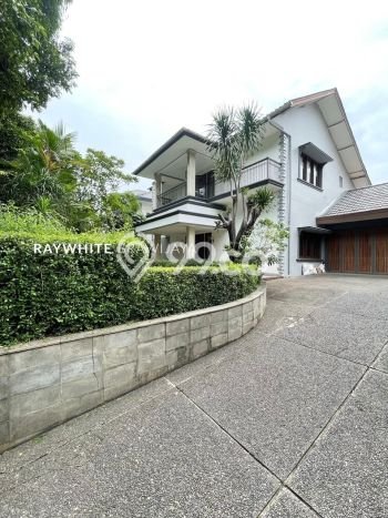 Hunian 6 Kamar Lengkap Dikontrakkan di Kebayoran Baru Harga Kompetitif Hunian 6 Kamar Lengkap Dikontrakkan di Kebayoran Baru Harga Kompetitif