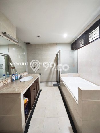 Rumah Luxury Modern Siap Huni di Cipete Jakarta Selatan Rumah Luxury Modern Siap Huni di Cipete Jakarta Selatan