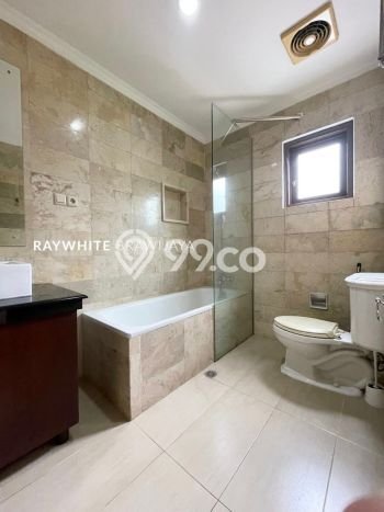 Hunian 6 Kamar Lengkap Dikontrakkan di Kebayoran Baru Harga Kompetitif Hunian 6 Kamar Lengkap Dikontrakkan di Kebayoran Baru Harga Kompetitif