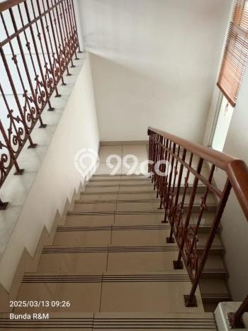 Dijual Rumah Premium dengan Fasilitas Sekitar Komplit di Lippo Cikarang, Cikarang Dijual Rumah Premium dengan Fasilitas Sekitar Komplit di Lippo Cikarang, Cikarang