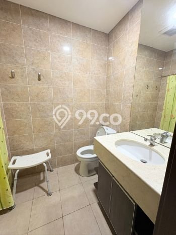 Apartemen Disewakan 2 Kamar Hemat Siap Huni di Jakarta Selatan, Luas 90m2 Apartemen Disewakan 2 Kamar Hemat Siap Huni di Jakarta Selatan, Luas 90m2