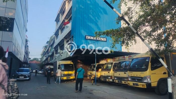 Ruko Bagus Dijual LB 192m2 Lokasi Strategis Jakarta Pusat Area Cocok untuk Berbisnis Ruko Bagus Dijual LB 192m2 Lokasi Strategis Jakarta Pusat Area Cocok untuk Berbisnis