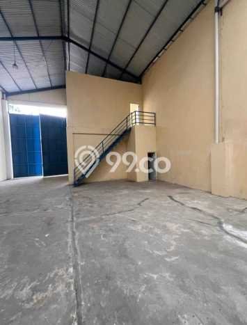 Unit Gudang Paling Strategis di Palaran Samarinda dengan LB 330m2 Unit Gudang Paling Strategis di Palaran Samarinda dengan LB 330m2